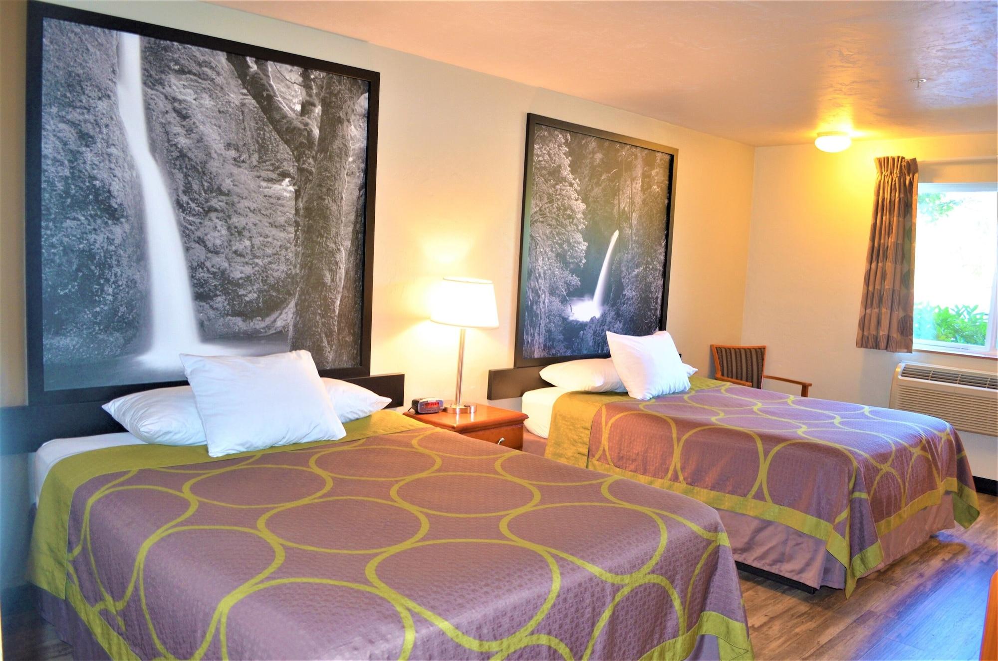 Super 8 By Wyndham Roseburg Hotell Exteriör bild