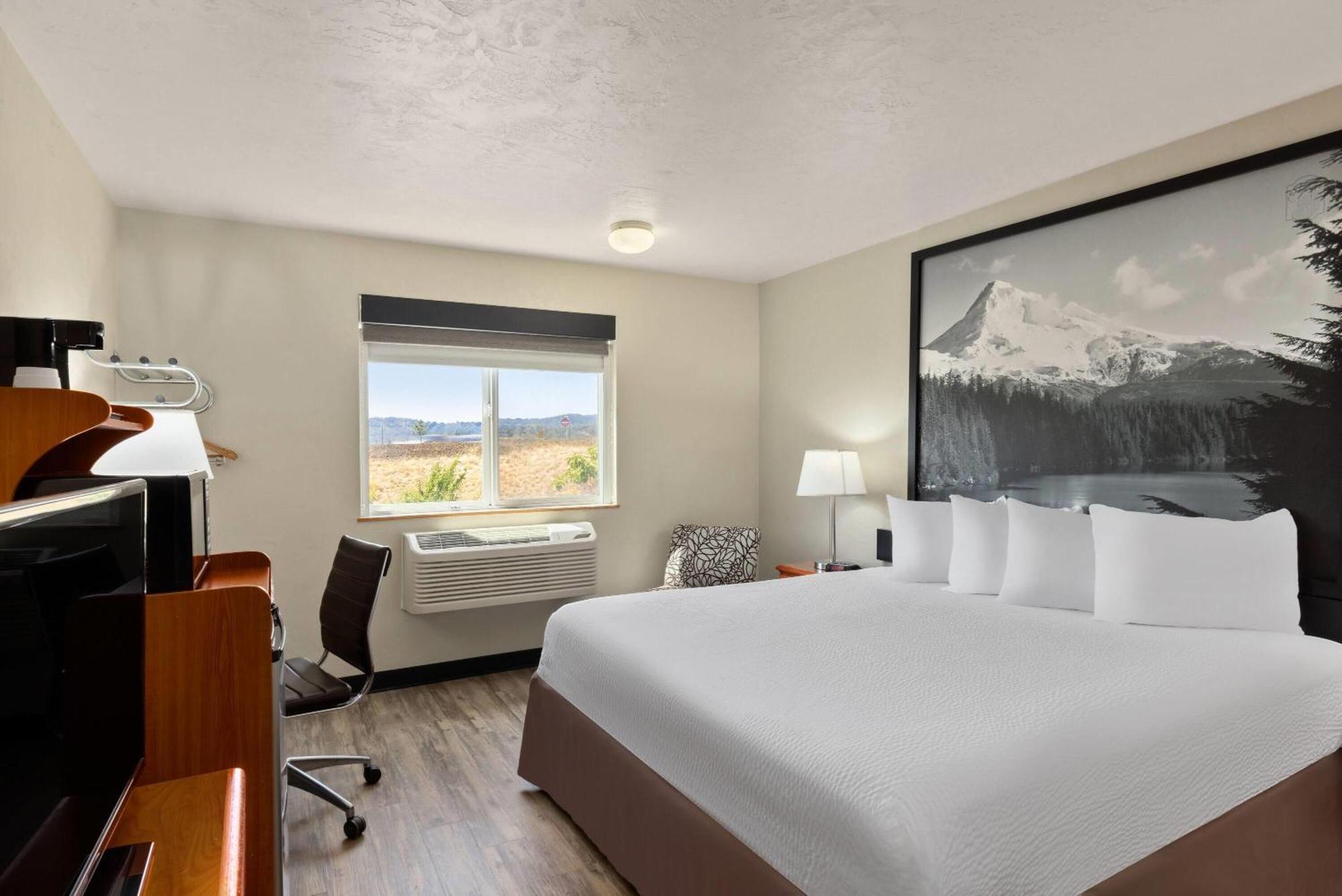 Super 8 By Wyndham Roseburg Hotell Exteriör bild